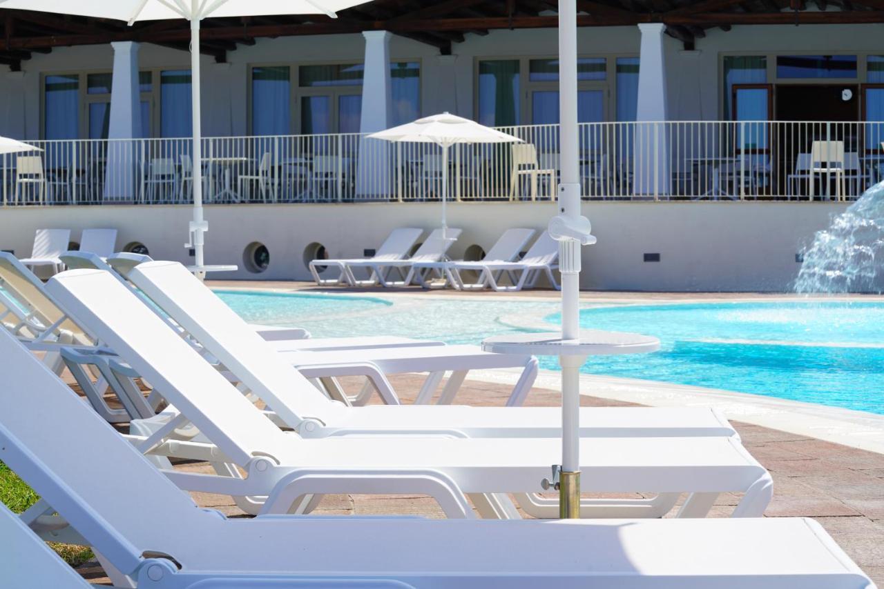 Gh Santina Resort & Spa Valledoria  Buitenkant foto